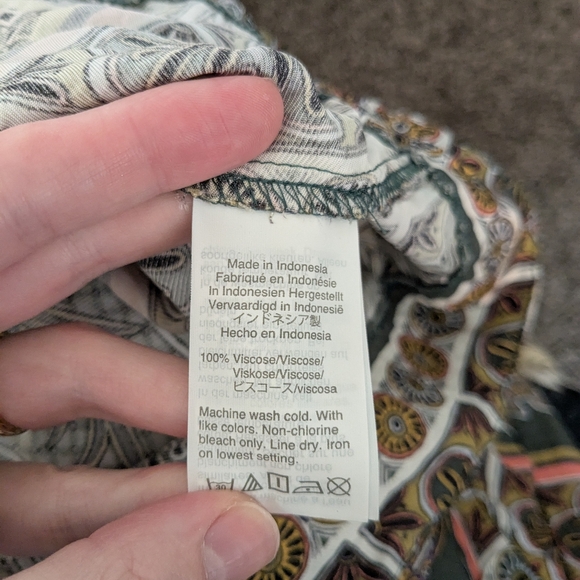 J. Crew Top Minnie Ornate Jungle Print Boat Neck Drapey Blouse Green M - Picture 4 of 5